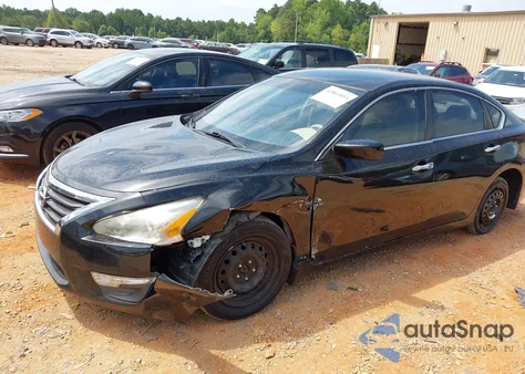 2015 Nissan Altima 2.5 S from USA, damaged, VIN 1N4AL3AP5FC117174